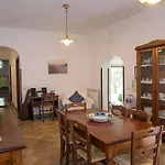 - Raffaella Vila SantʼAgata sui Due Golfi