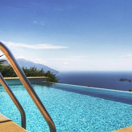 - Raffaella * SantʼAgata sui Due Golfi