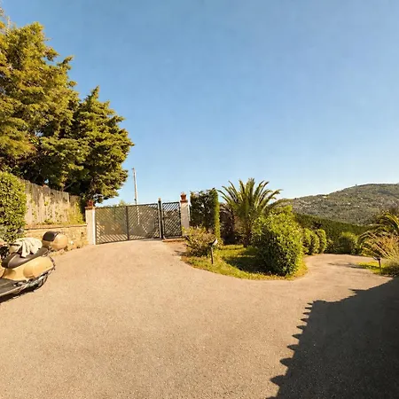 Villa - Raffaella