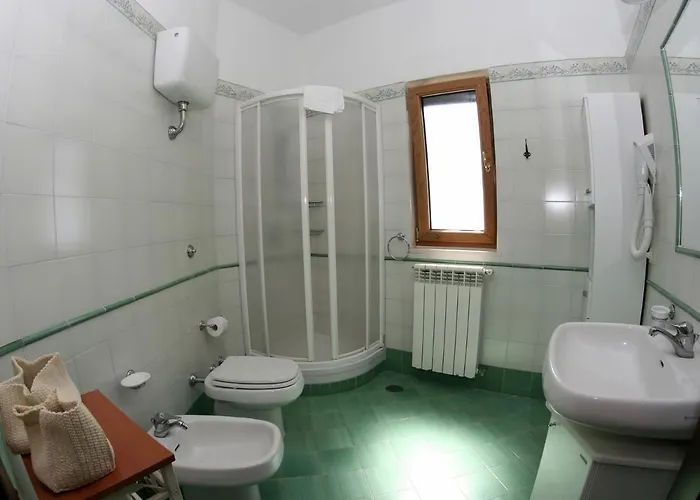 - Raffaella