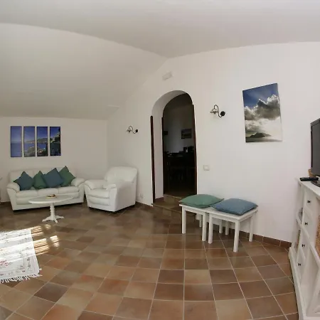 Villa - Raffaella